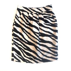 Banana Republic Miranda zebra skirt size 0 pockets